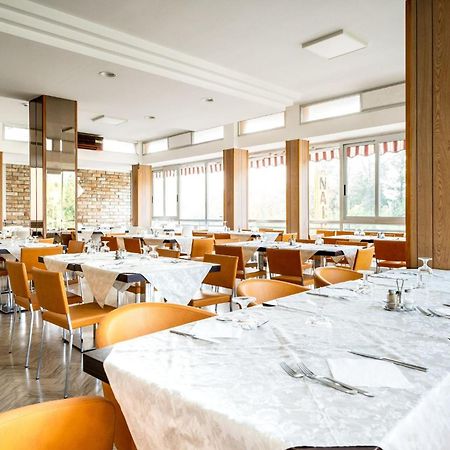 Hotel Naica Rimini Luaran gambar