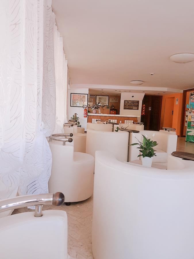 Hotel Naica Rimini Luaran gambar